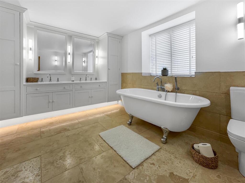 Main Bathroom