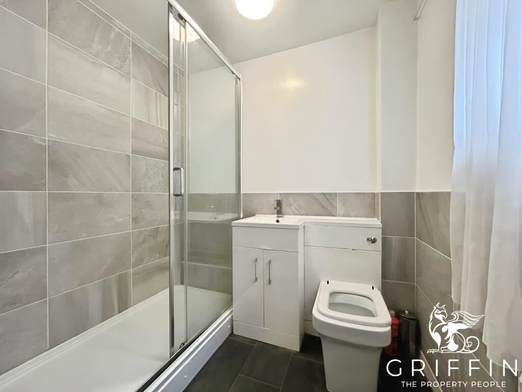 91bbf912bathroom