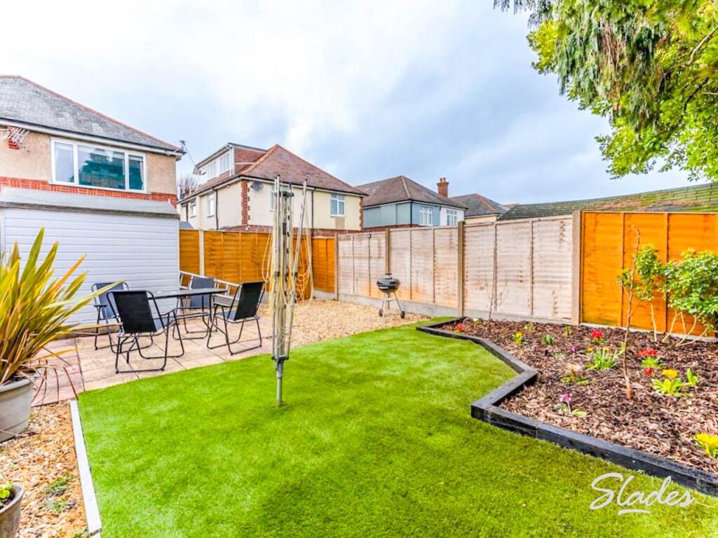 1251a Xchurch garden