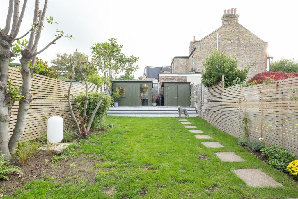 Wickham Road, E4