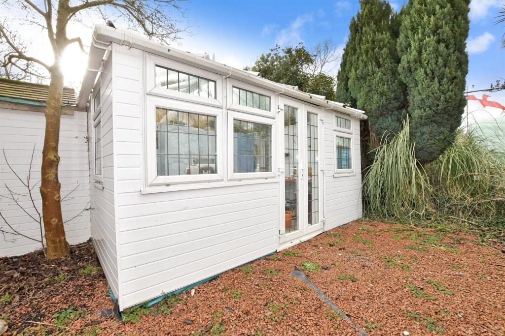 Workshop/Outbuildings