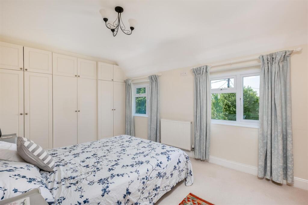 39 New Road 1683-9.jpg