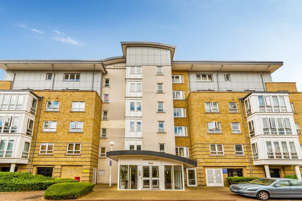 St Davids Square, Do