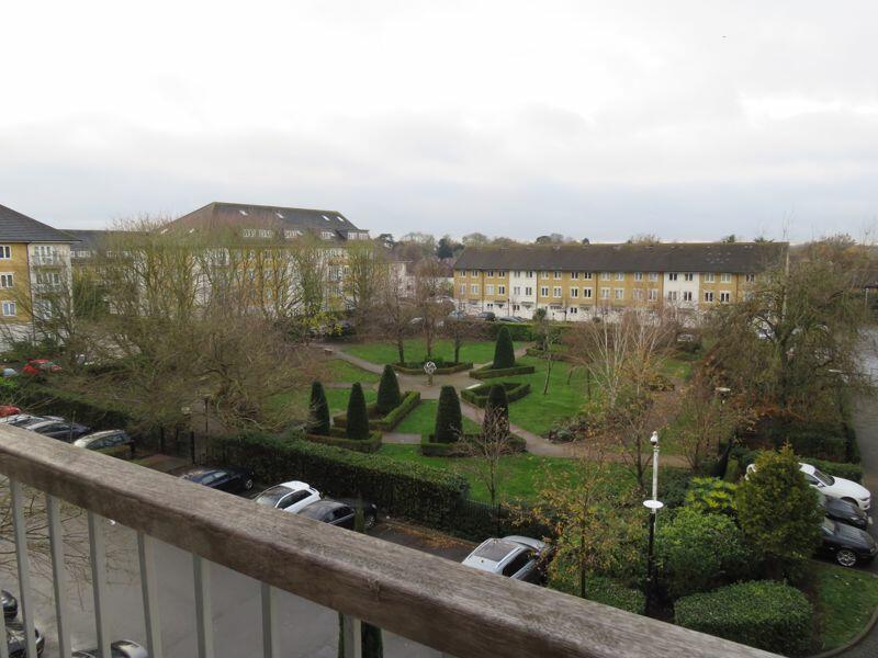 Photo 10