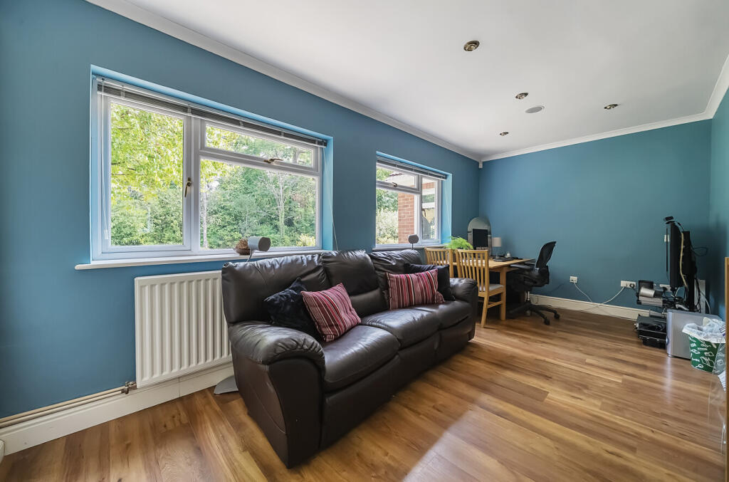 1335478-35-689602...