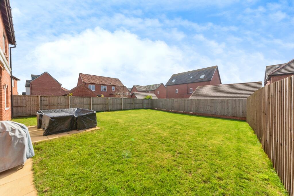 24_yarnworth_road-35