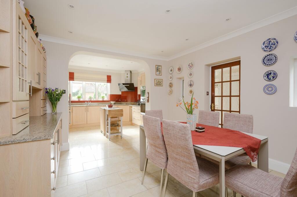 Spacious Kitchen