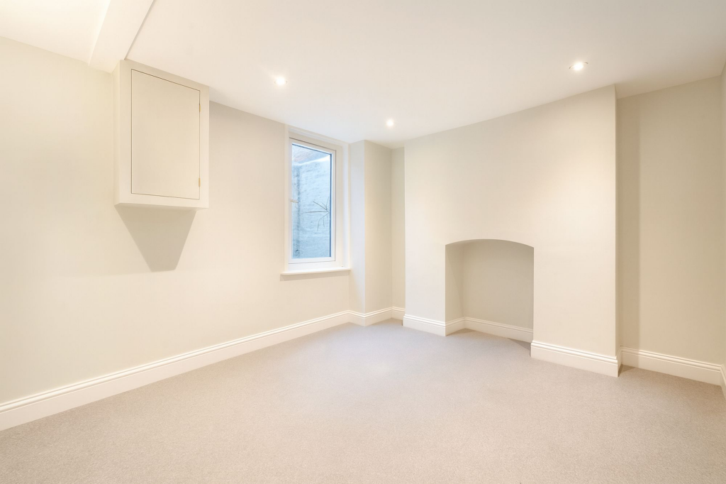 Basement / Office / Snug