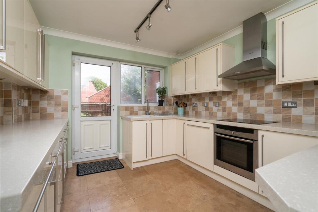 20 Thornton Road_9.jpg