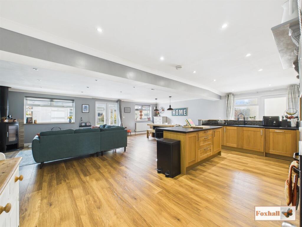 Kitchen / Diner / Family Room