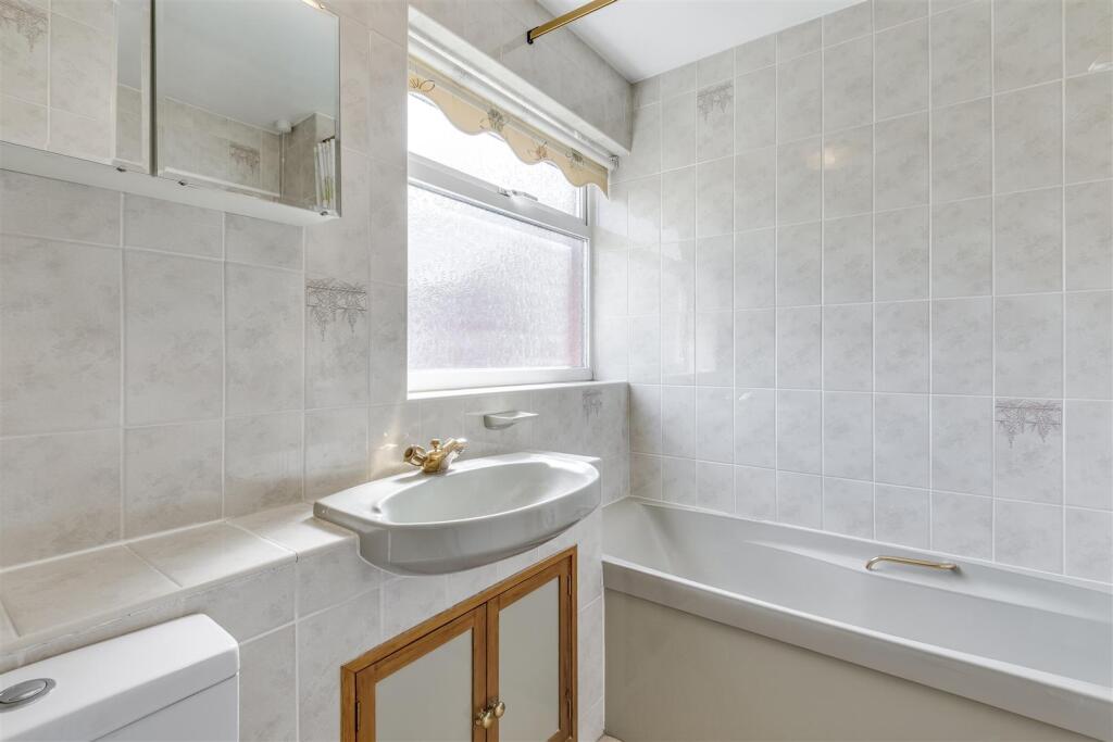 Stevenage Road 6-5.jpg