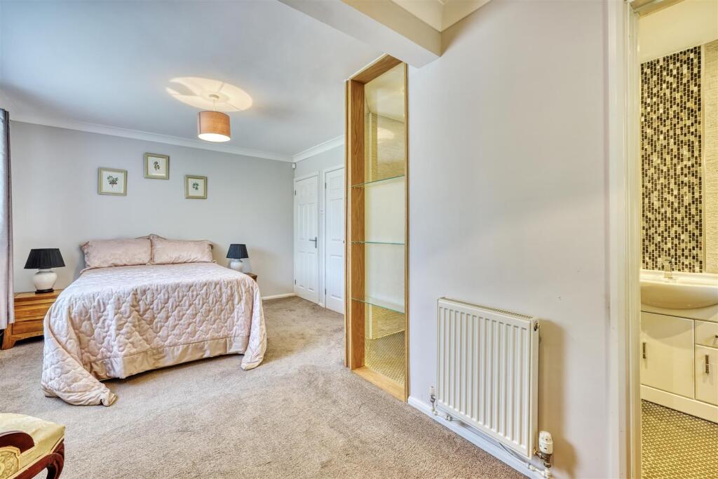 10-26 Pearce Cres Wa