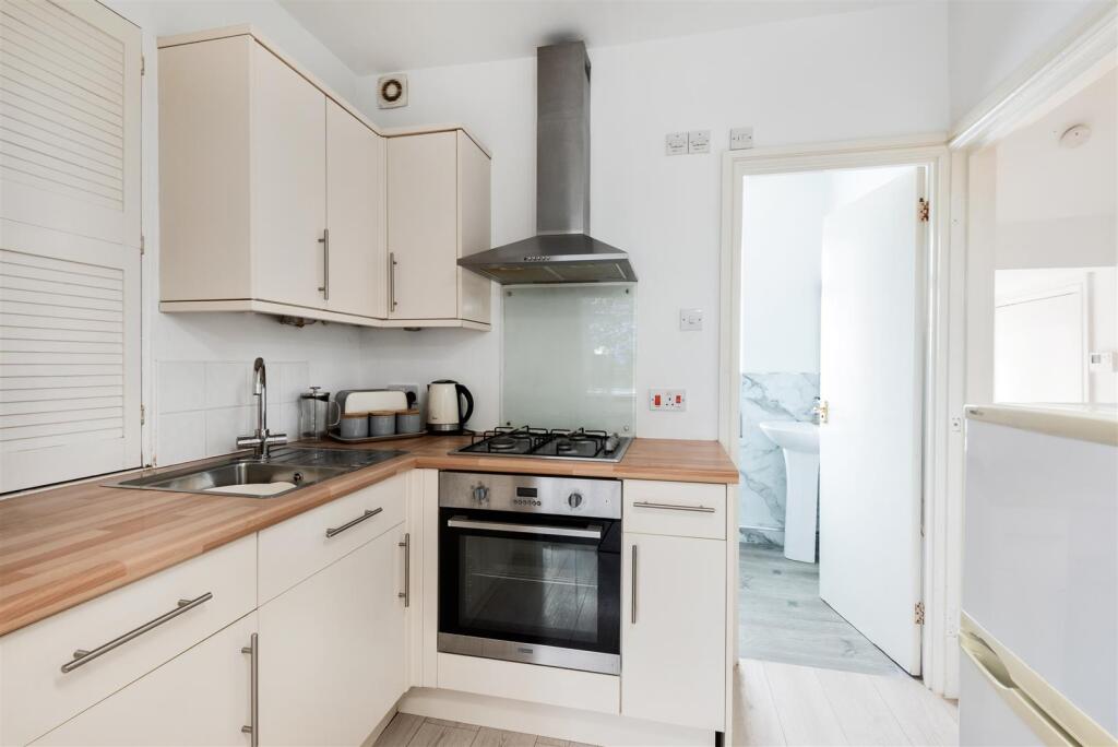 Ground Floor Flat, 7 Onega Terrace, Bath BA1 3AH-8