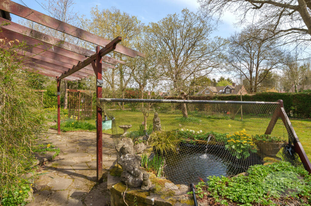 98143b78-4135-478...