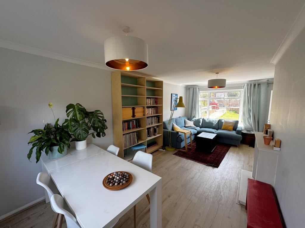 Living Room / Dining Room
