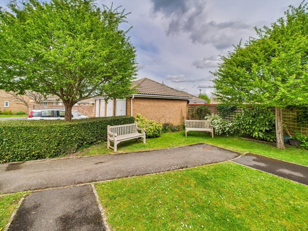 CAM02023G0-PR0132-STILL004