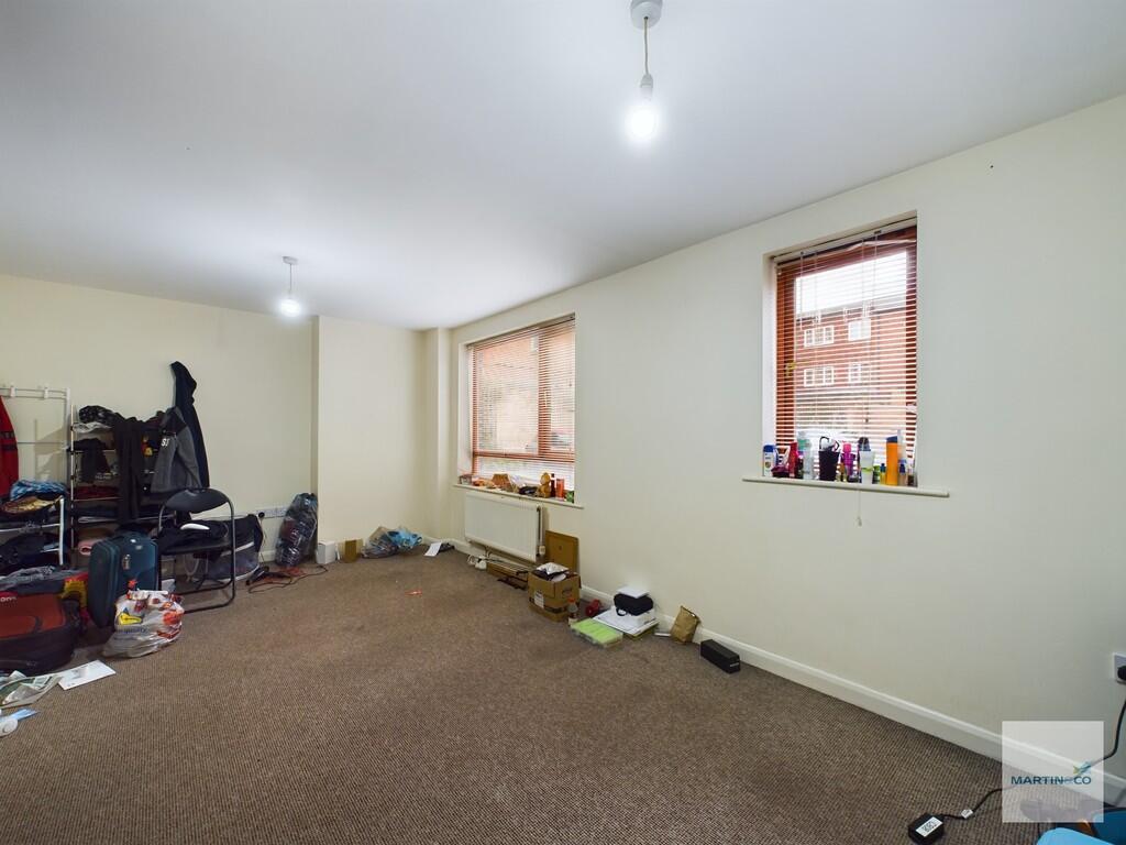 CAM03394G0-PR0194...