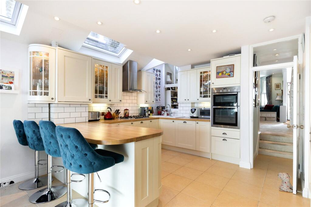 Breakfast Bar