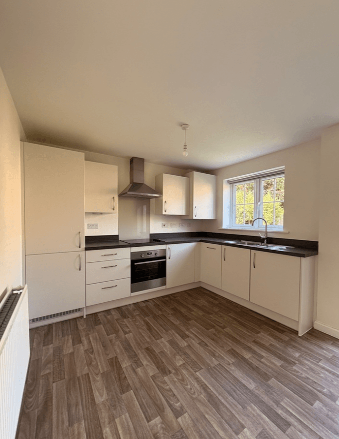 Godolphin Rd, London W12 8JF, UK