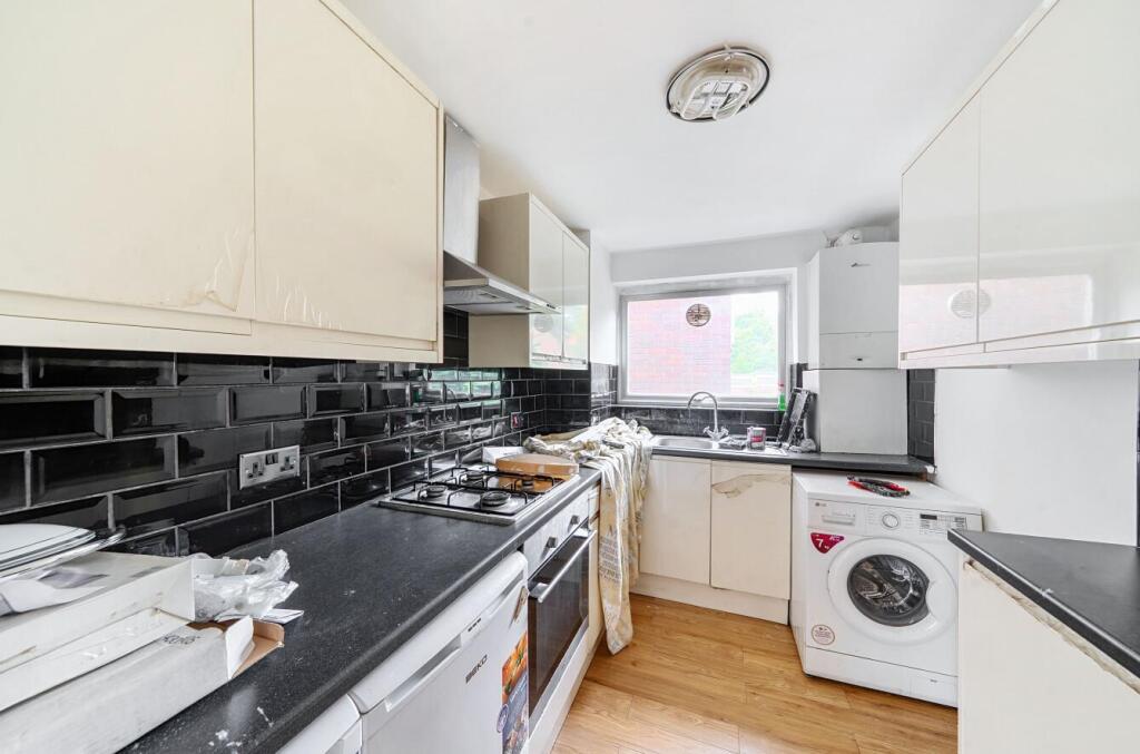 Davidson Frost-Wellings, DFW, Charlwood Close, Sta
