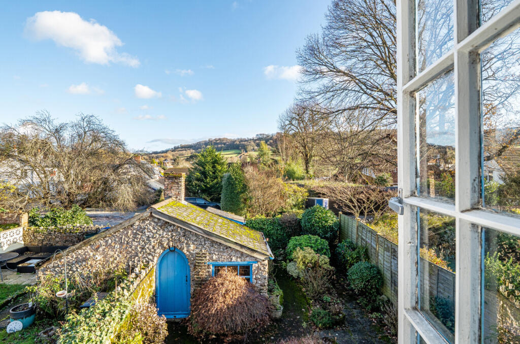 1387604-8-6931c16...