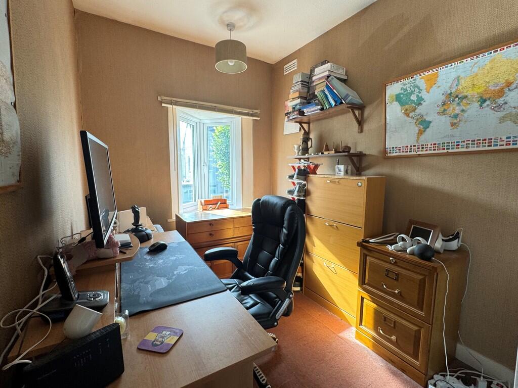 8 Lyme Road bedro...