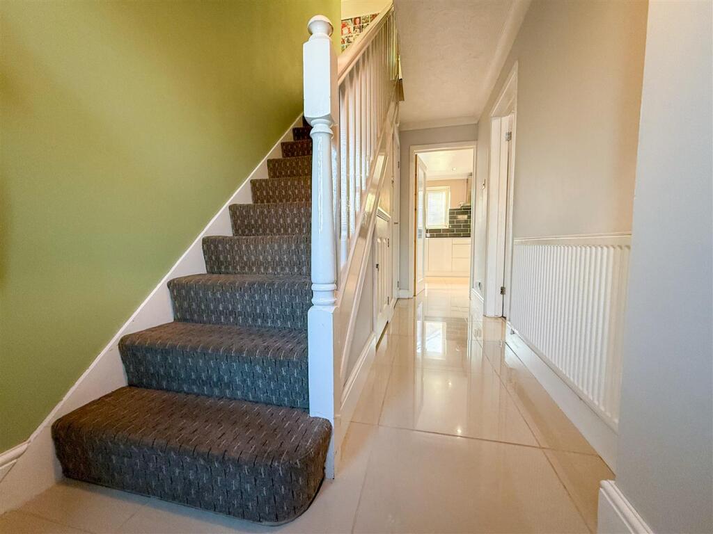 ENTRANCE HALLWAY