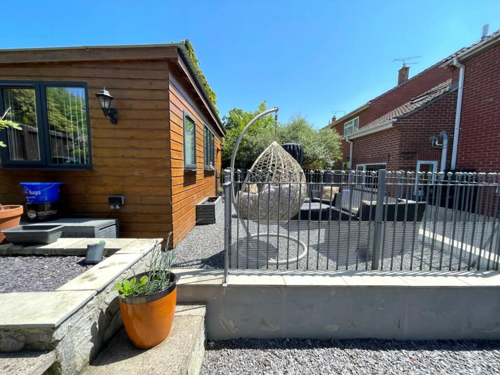 Patio 3.JPG