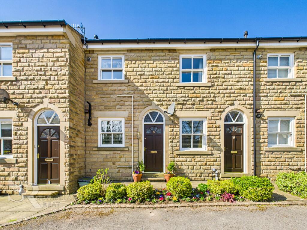 8 Hyde Bank Court, New Mills