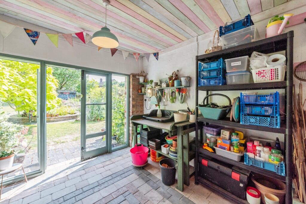 Teapot_cottage-48