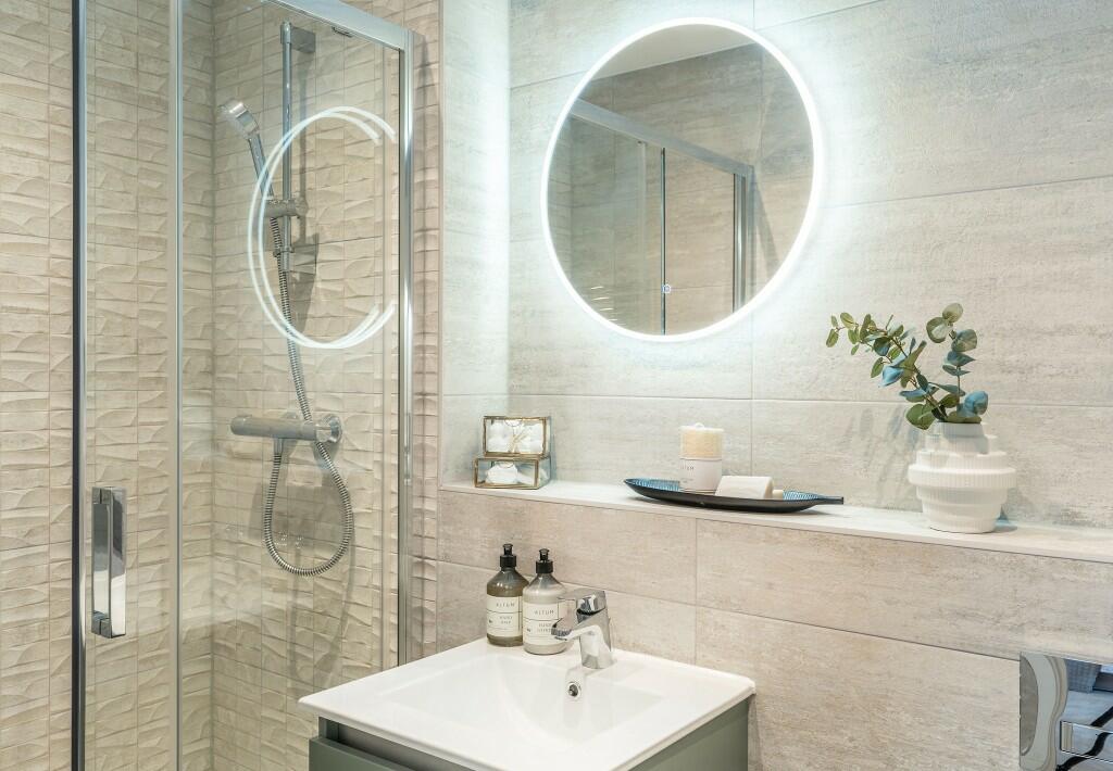 Example En-Suite