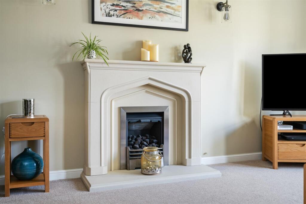 34 Whitefields Gate_35.jpg