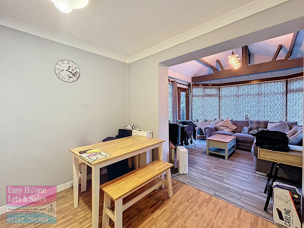 Kitchen/Dining Ro...