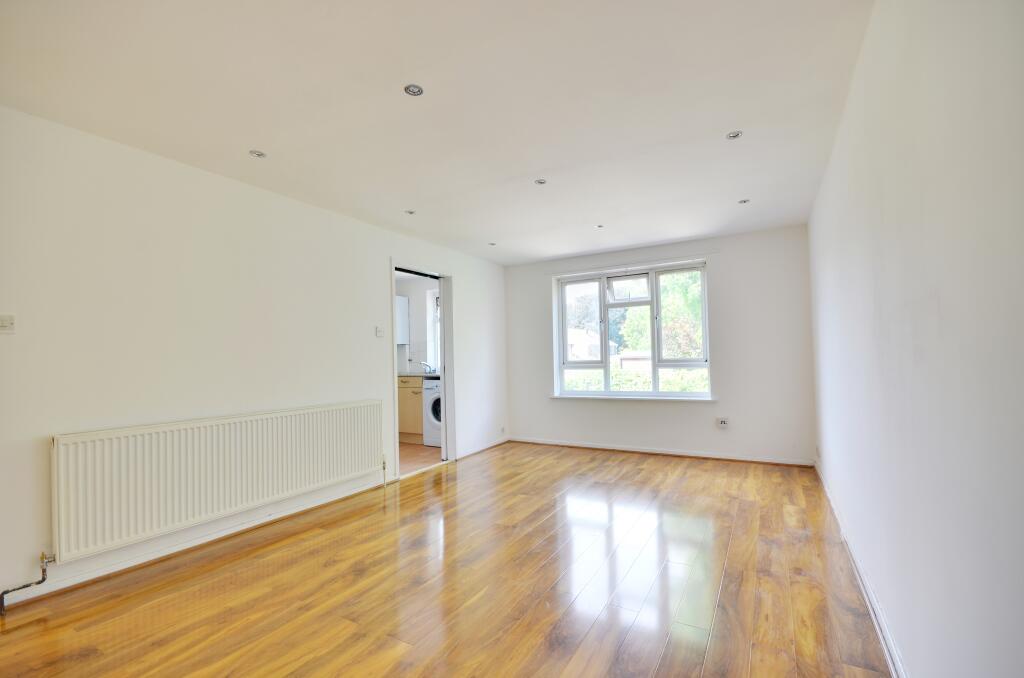 3 - 23 Burness Close