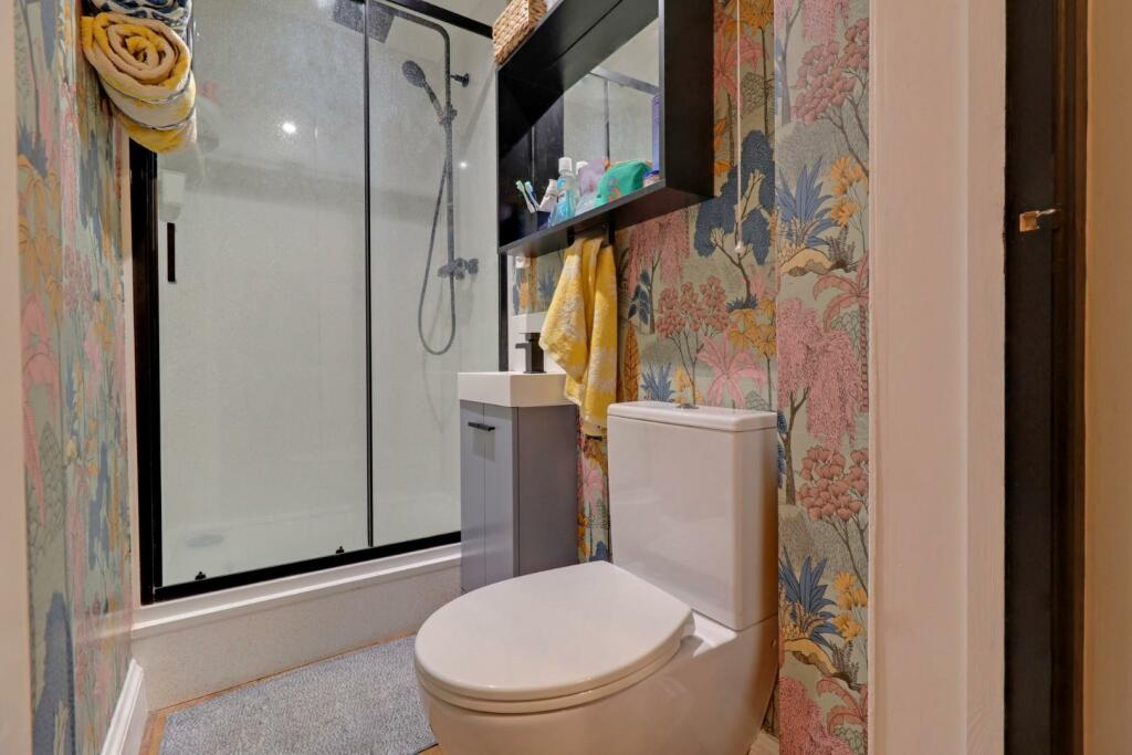 Bathroom (5).jpg