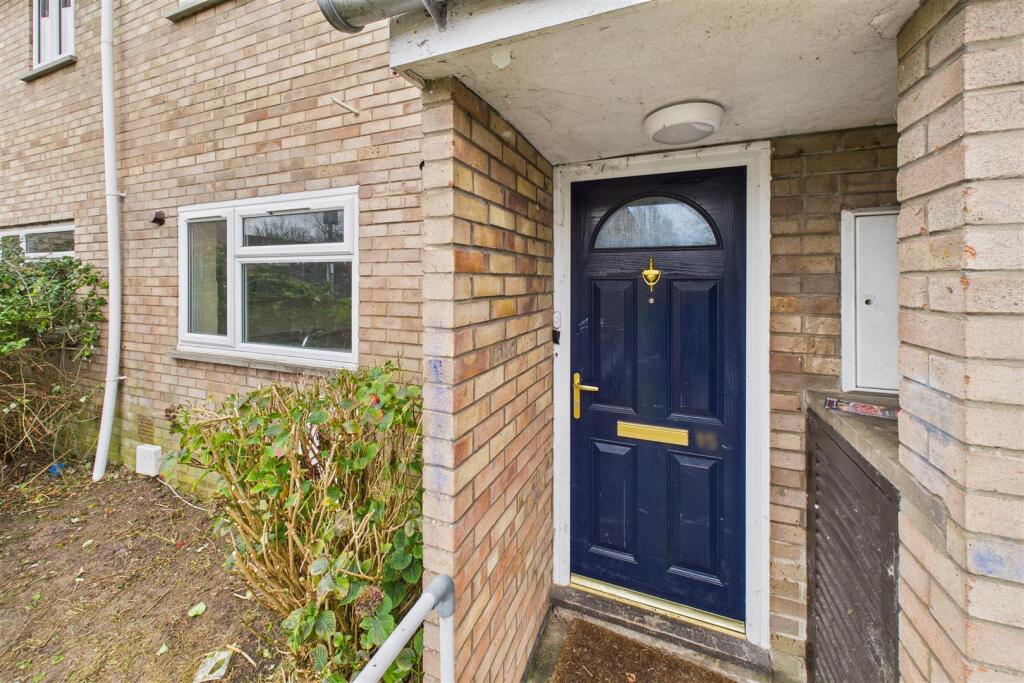 15 Courtenay Walk, Worle, North Somerset BS22 7TQ 