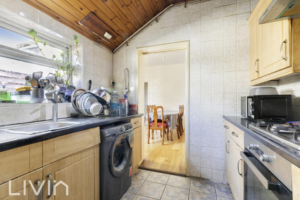 PEMDEVON ROAD  143 - (6)