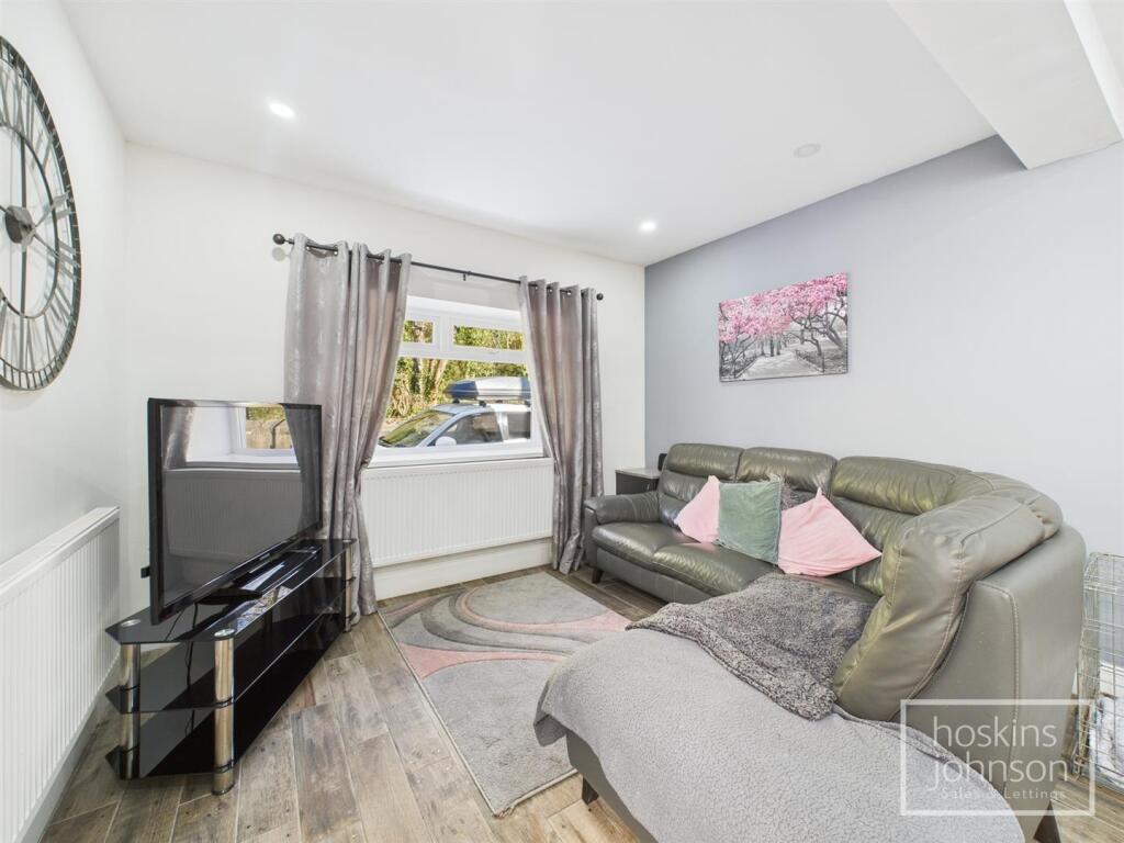 Living/Dining Area