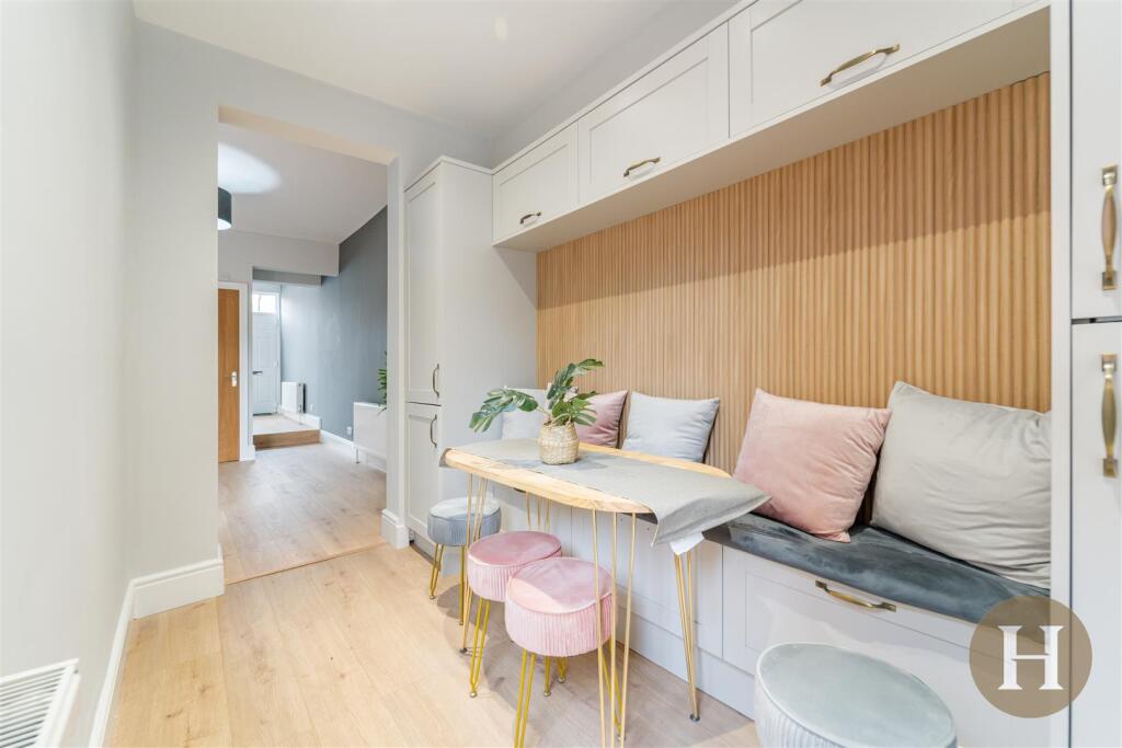 Hadleigh Estate Agents-31.jpg