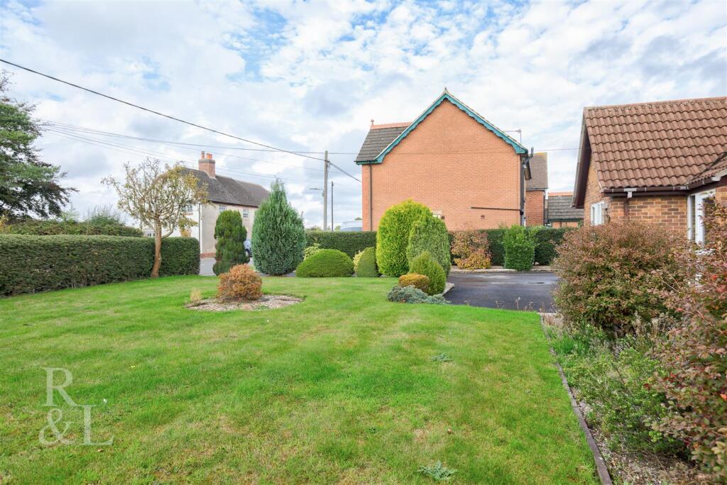 16 Ashby Road (10).jpg