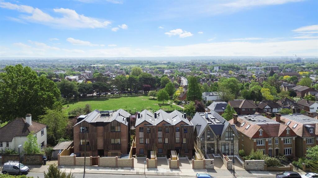 COTTENHAM PARK ROAD, 37, 2 DRONE (3).jpg