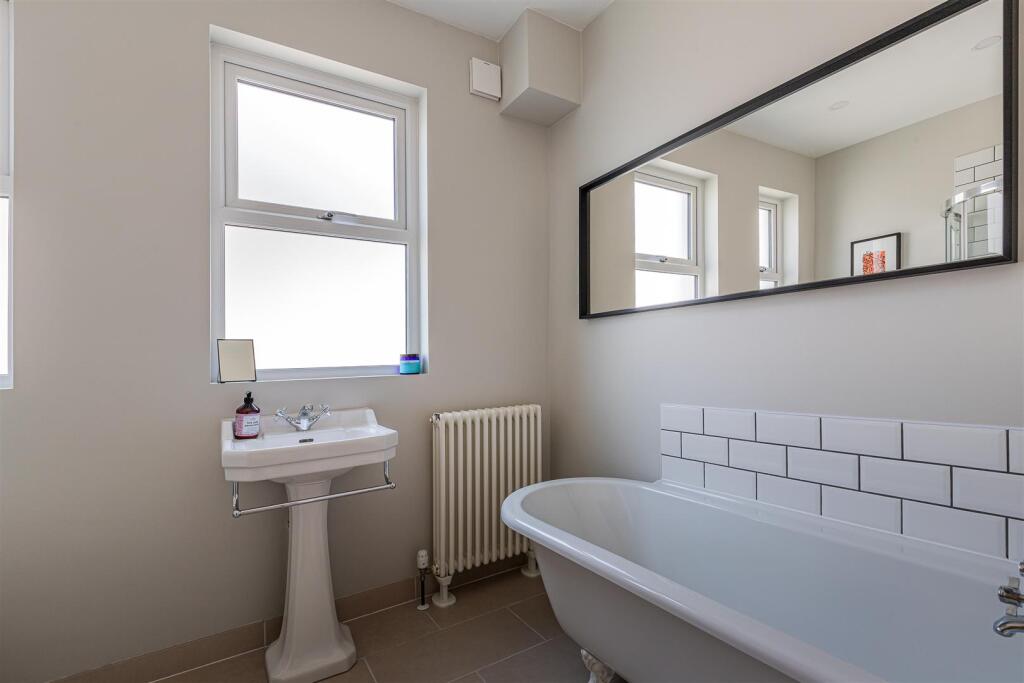 Winchester Avenue 21-14.jpg