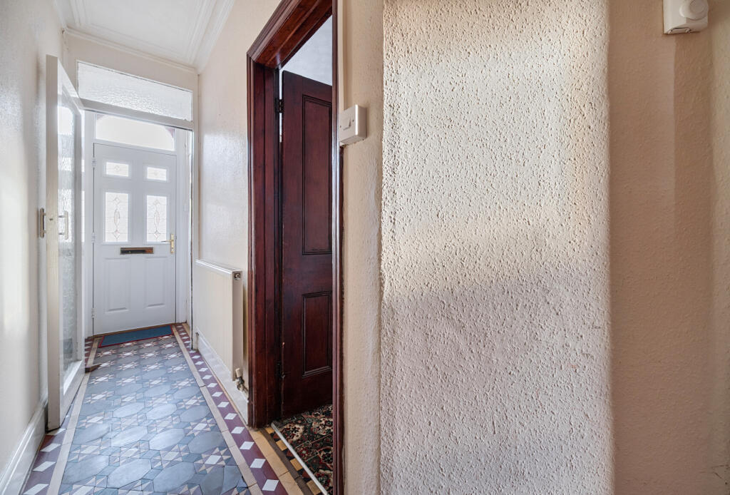 1374166-3-6904de1...