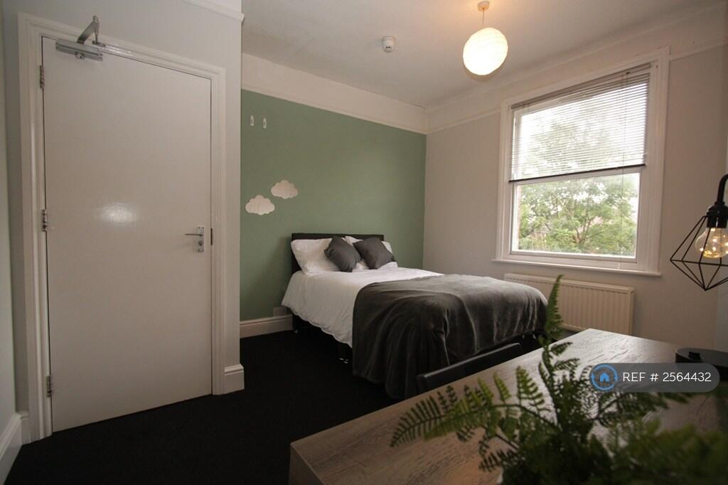 Room4