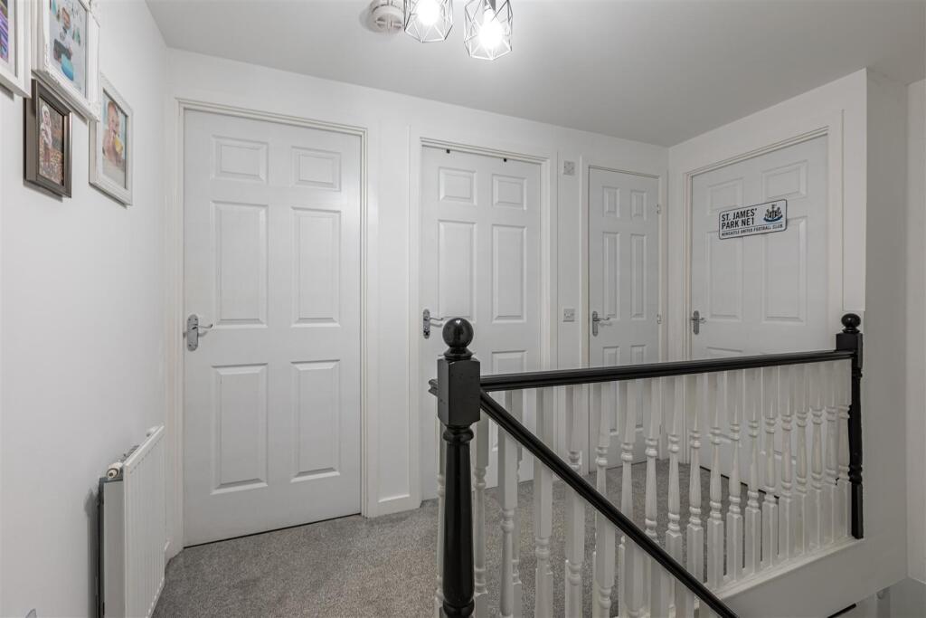 13 Kingfisher Grove Galashiels 61.JPG