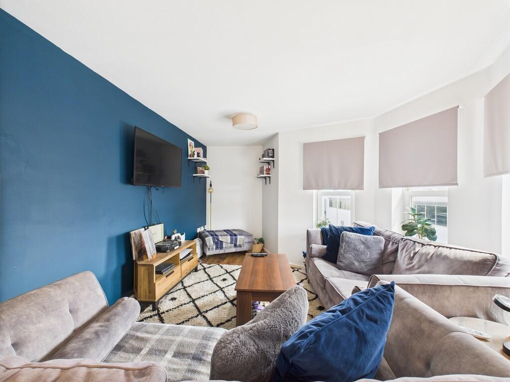 CAM01835G0-PR0235...