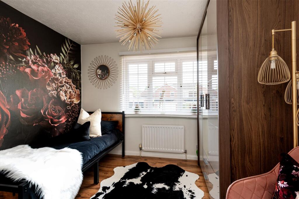 Woodlands bedroom7.jpg