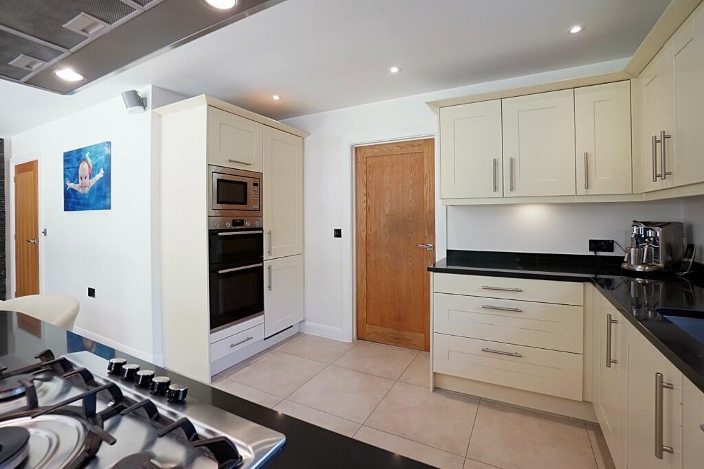 KitchenDiningFamily