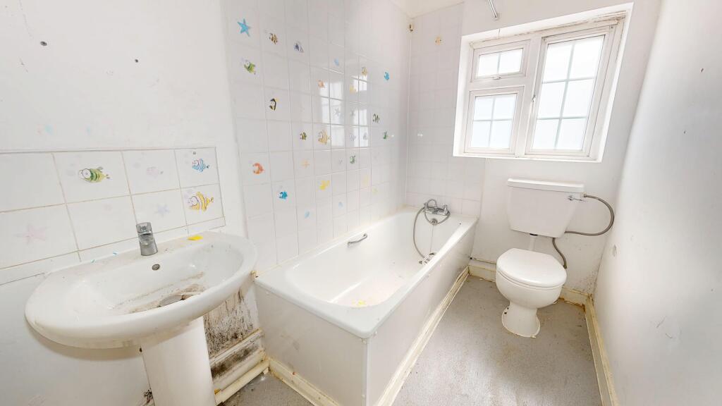 65 Henchman Street, Acton, London, W12 0BW