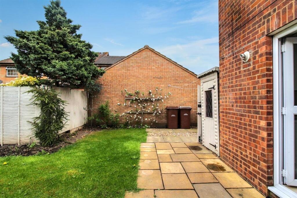 Garden 3.jpg